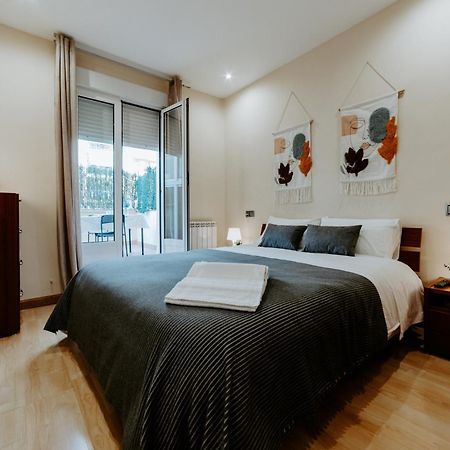 Colon 28 Apartment Logrono Luaran gambar