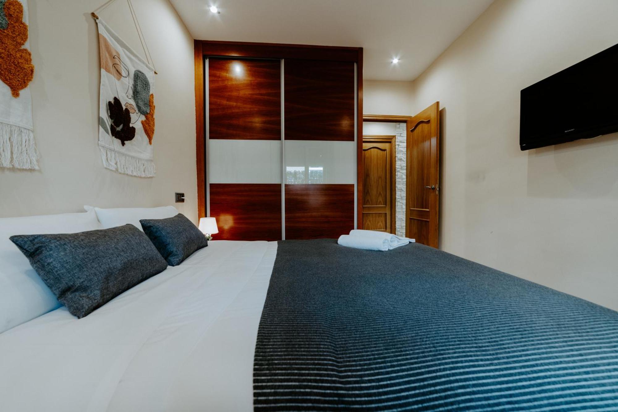 Colon 28 Apartment Logrono Luaran gambar